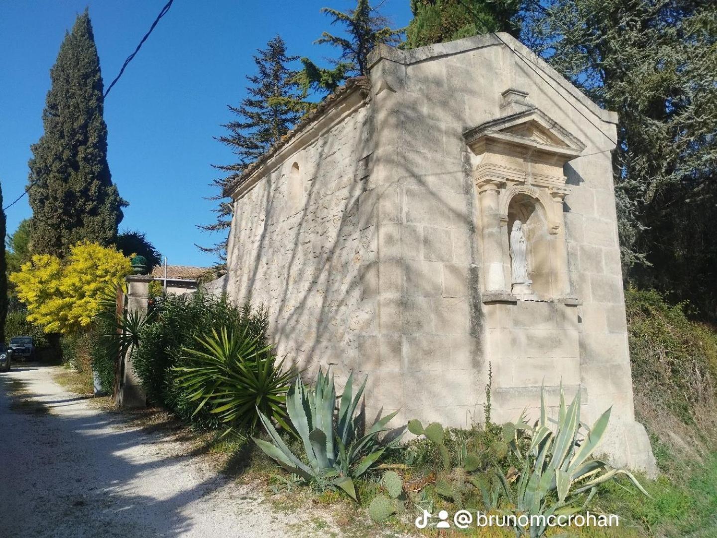Villa Mas de la Chapelle Sainte-Elisabeth Tarascón Exterior foto