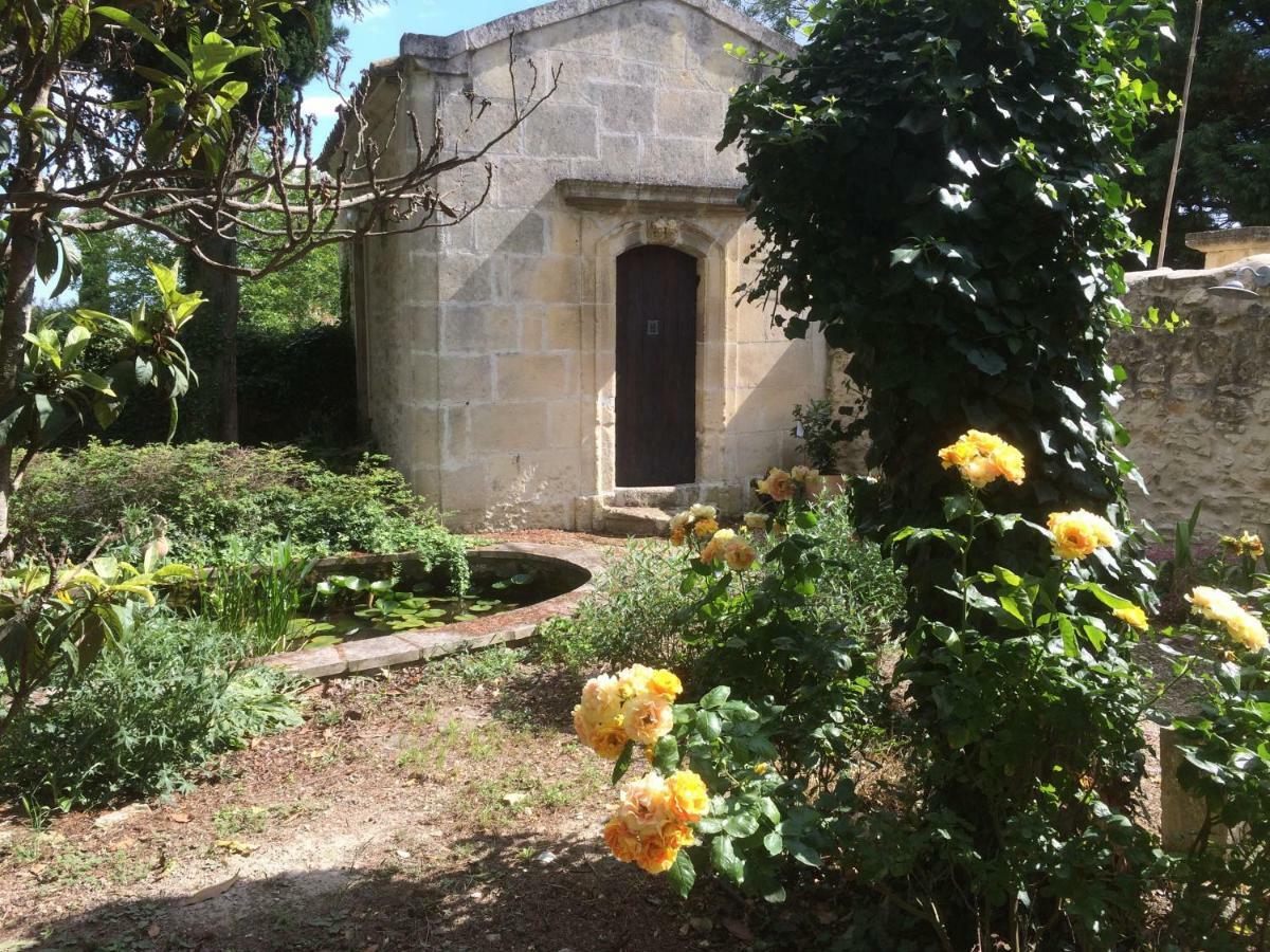 Villa Mas de la Chapelle Sainte-Elisabeth Tarascón Exterior foto